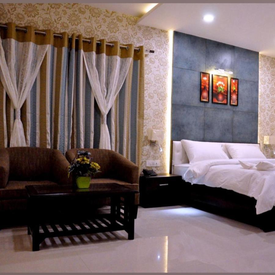 Hotel Bellevue , Gwalijar Zewnętrze zdjęcie